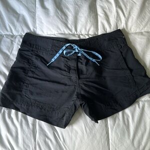 Helly Hansen Women’s Small navy shorts